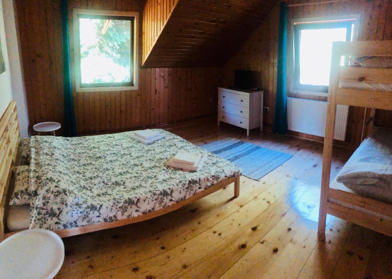 Conacul Secaria Villa Buitenkant foto