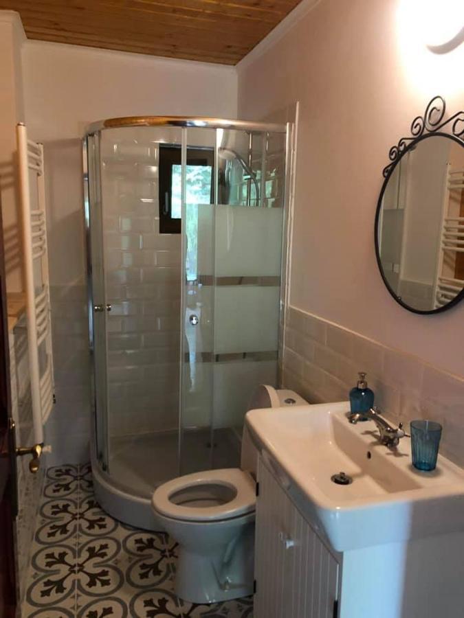 Conacul Secaria Villa Buitenkant foto
